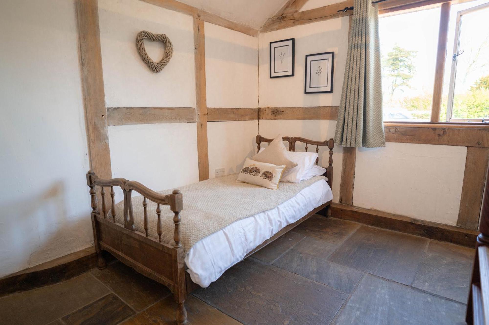 Barnacre Green Cottage - Eco-Friendly Cosy Cottage Moreton  Ngoại thất bức ảnh